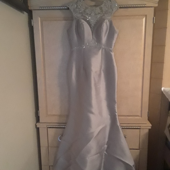 Lasting Moments Gown - Picture 2 of 4